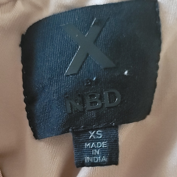 Revolve skirt - Picture 4 of 5